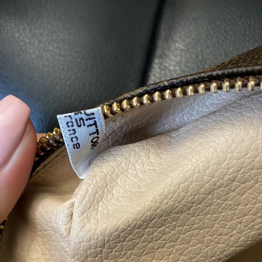 ❌Sold❌Authentic LV Vintage Monogram Toiletry Trousse 28💥 - Picture 16 of 17